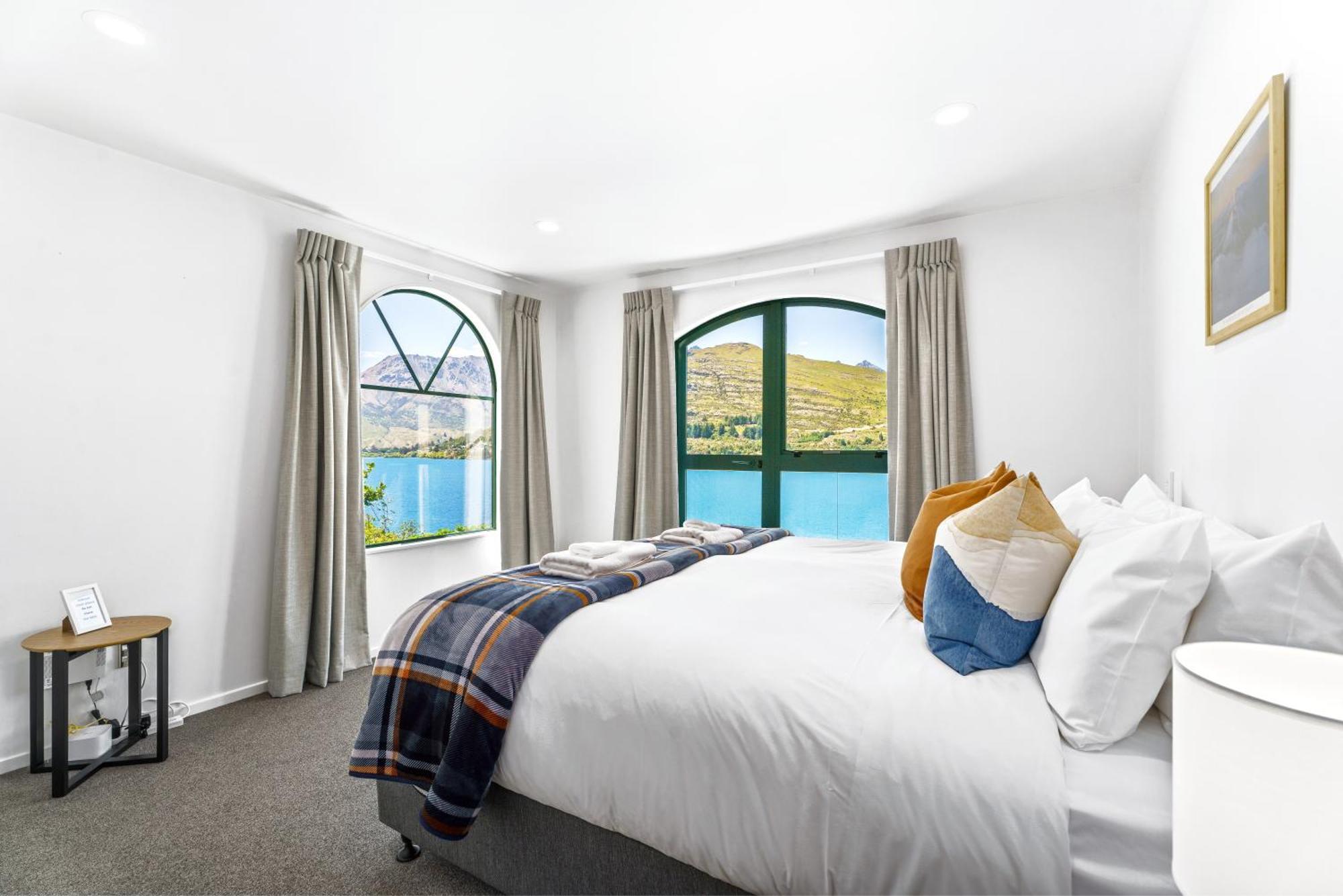 Lakefront Living At Remarkables Retreat - Eight Queenstown Dış mekan fotoğraf