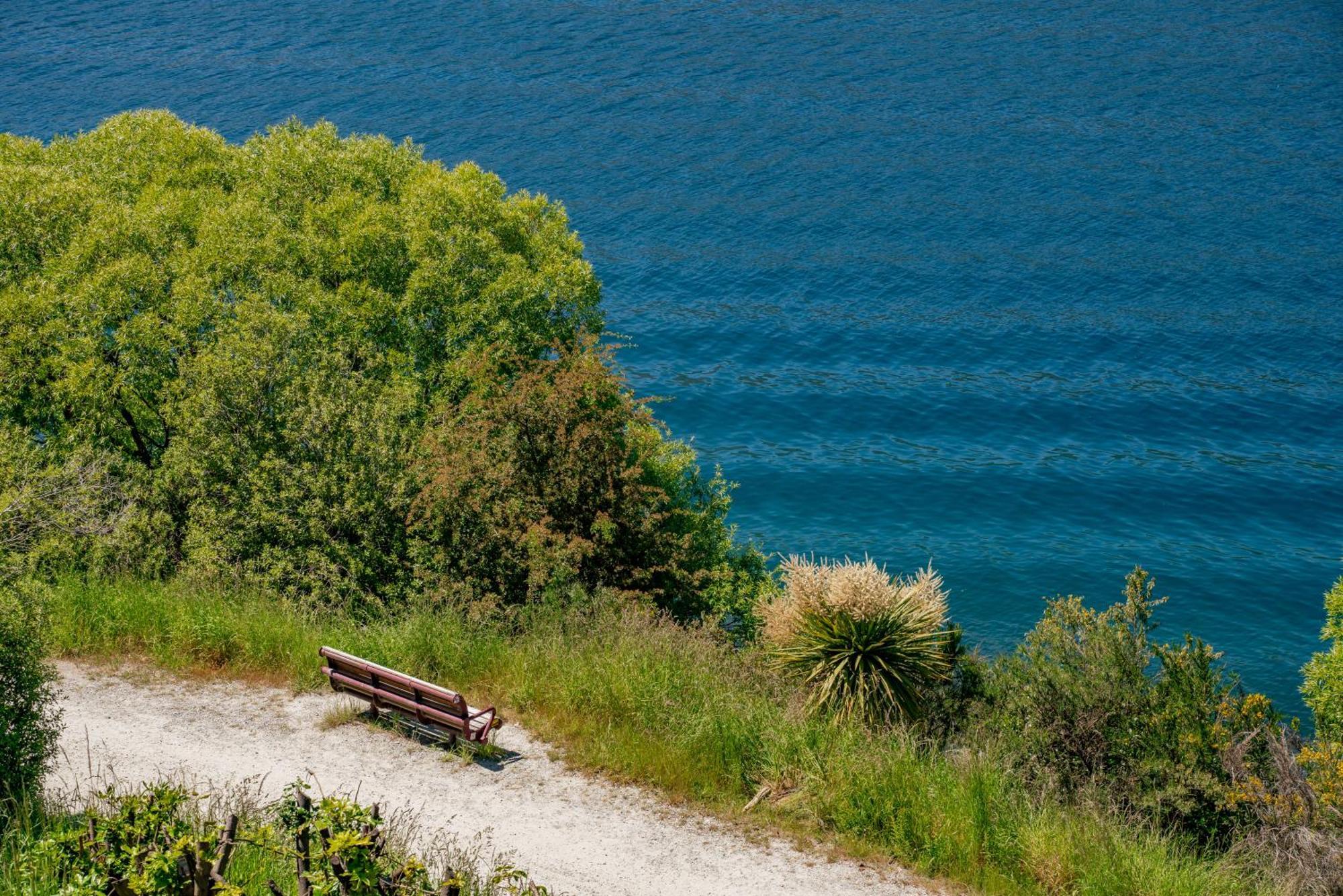 Lakefront Living At Remarkables Retreat - Eight Queenstown Dış mekan fotoğraf