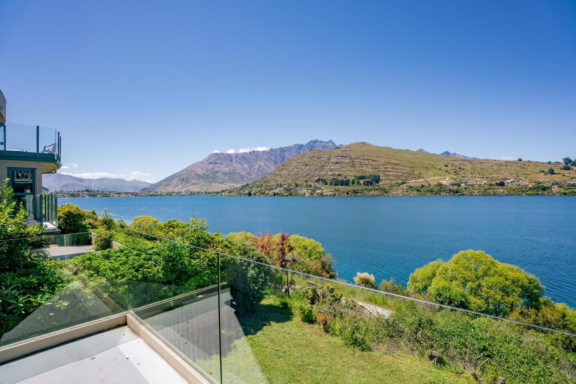 Lakefront Living At Remarkables Retreat - Eight Queenstown Dış mekan fotoğraf